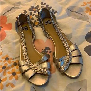 Silver wedding flats, So (Target brand), EUC